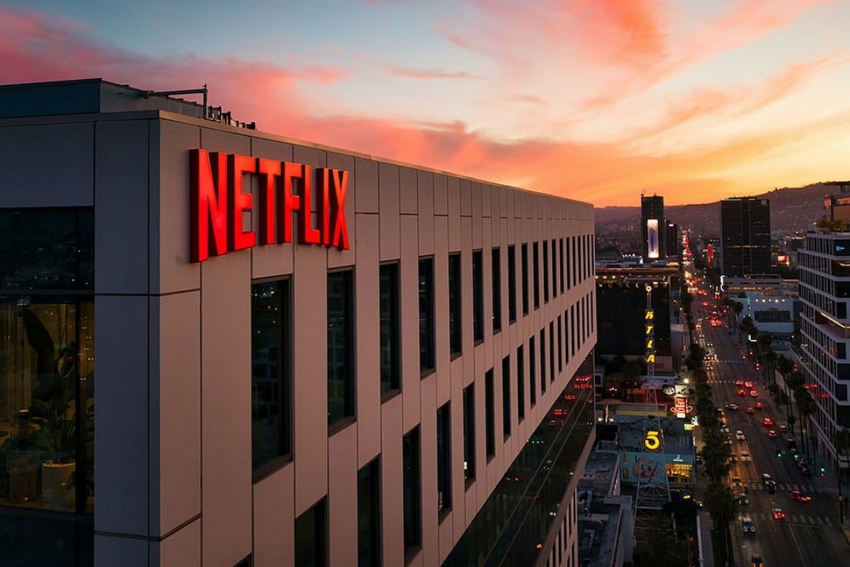 Netflix logo courtroom