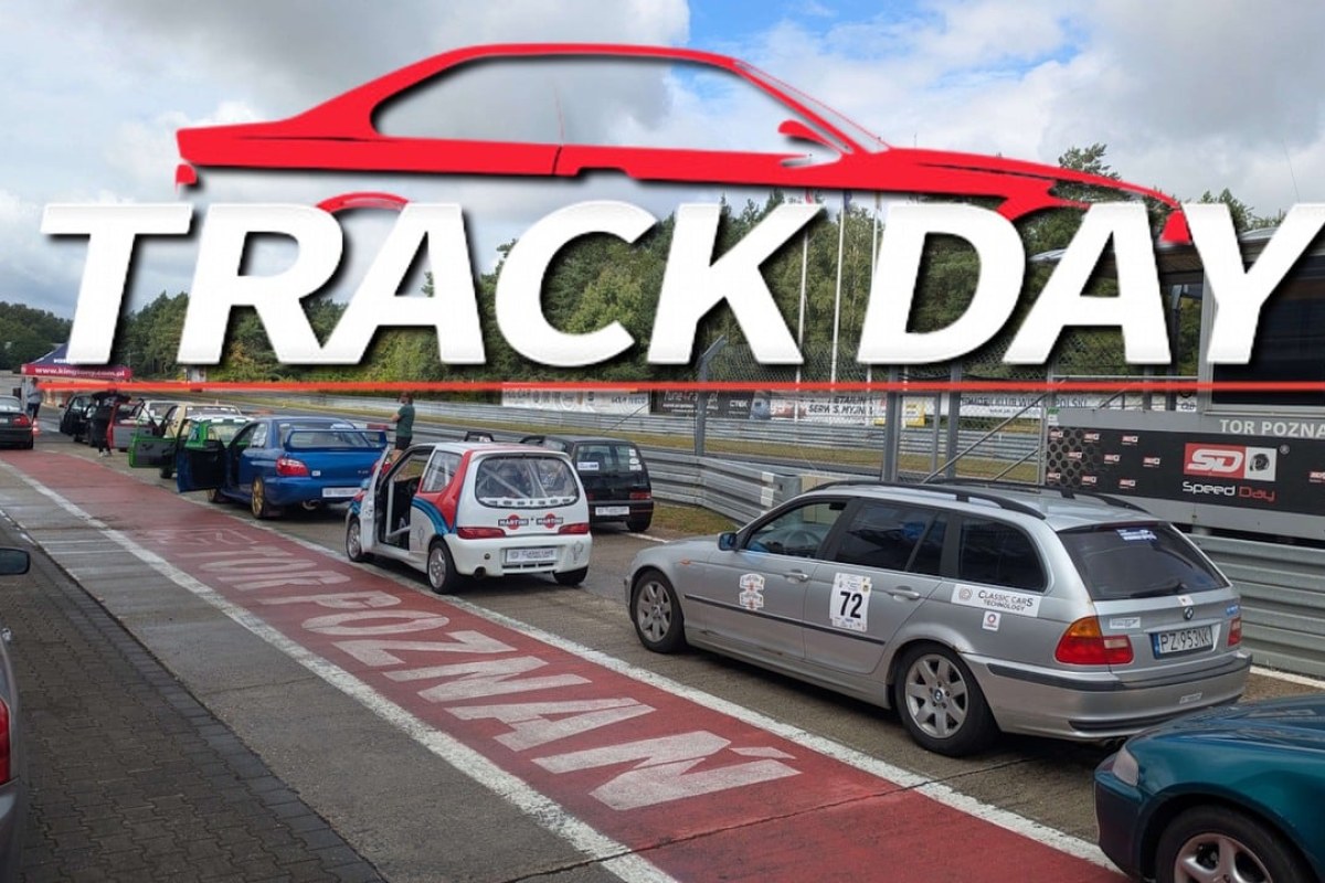 racing game screenshot