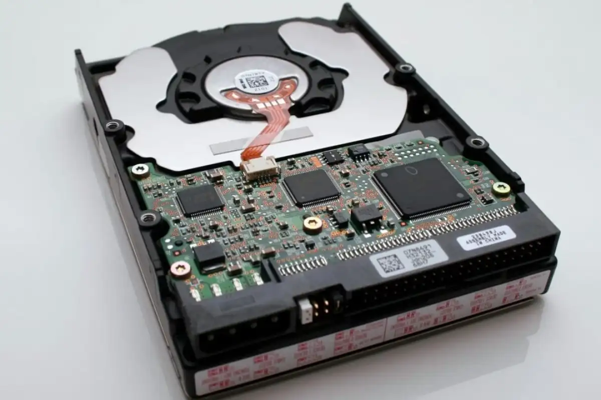 Toshiba w ogniu krytyki za politykę gwarancyjną. Klient otrzymał zwrot według ceny zakupu, a nie wartości rynkowej